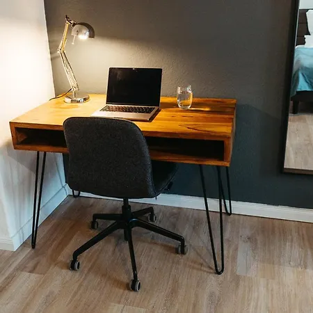 Smart - Business Und Komfortables Wohnen * Magdeburk